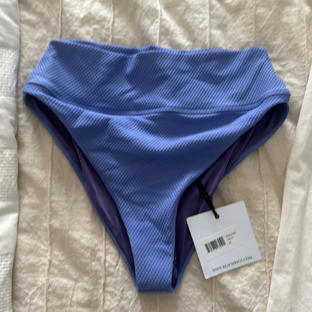 BEACH Riot NWT BOTTOM